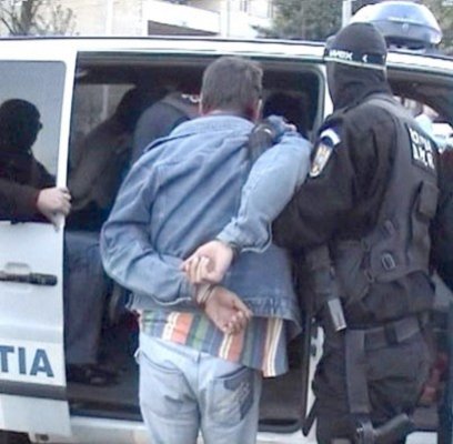 Hoţii au dat iama în Mamaia: au furat mai multe bunuri şi au lăsat staţiunea fără ton